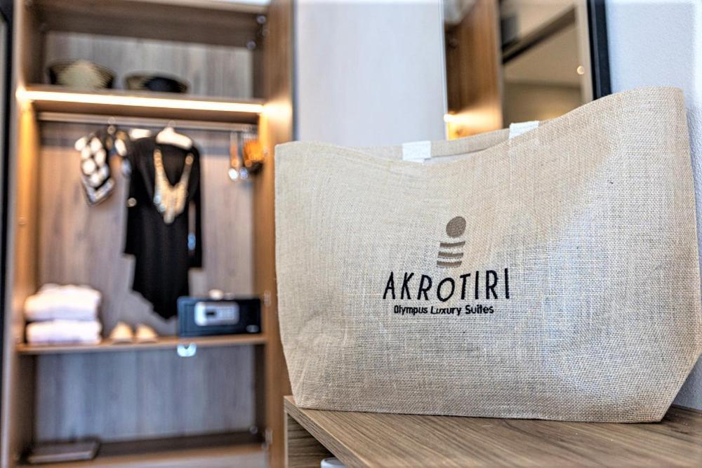 Akrotiri Olympus Luxury Suites - Adults Only Plaka Exterior foto