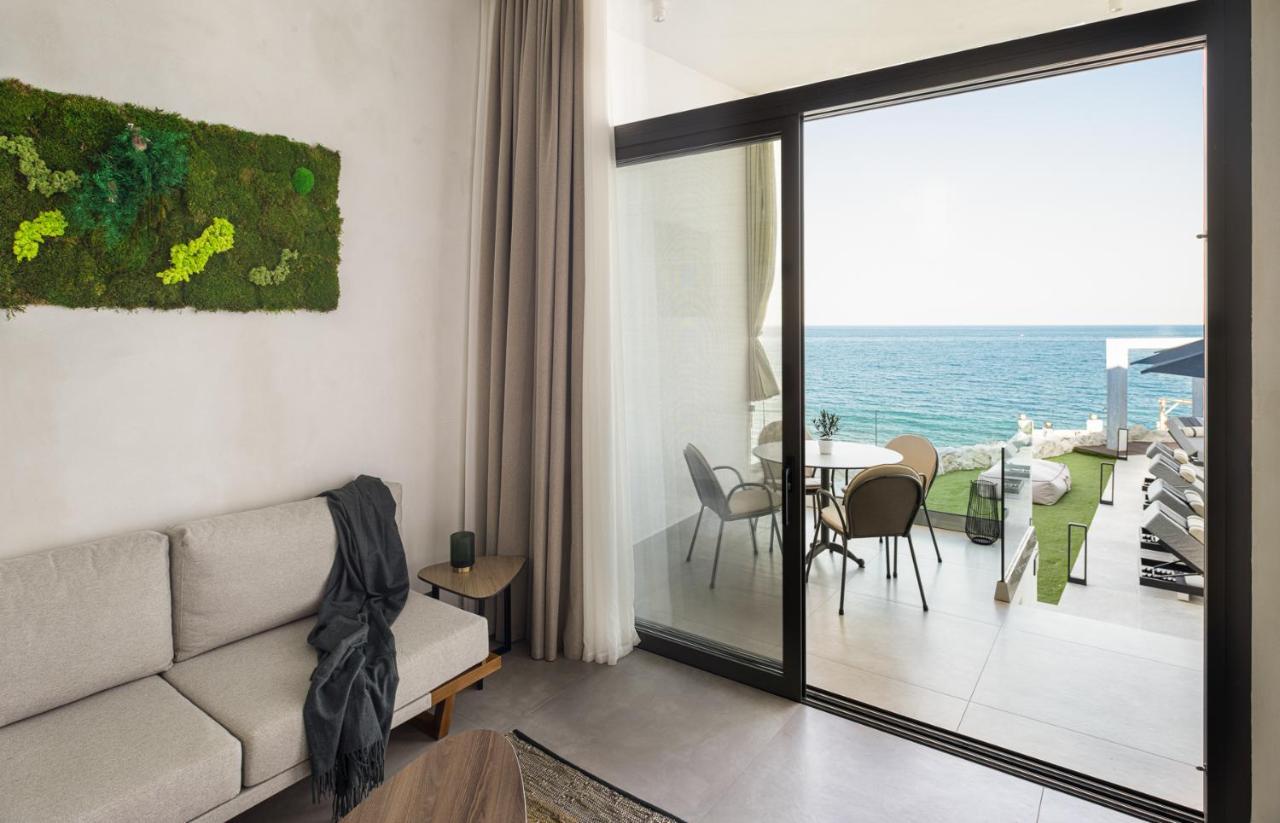 Akrotiri Olympus Luxury Suites - Adults Only Plaka Exterior foto