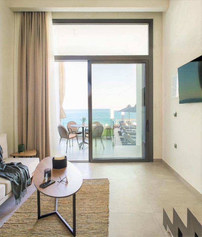 Akrotiri Olympus Luxury Suites - Adults Only Plaka Exterior foto