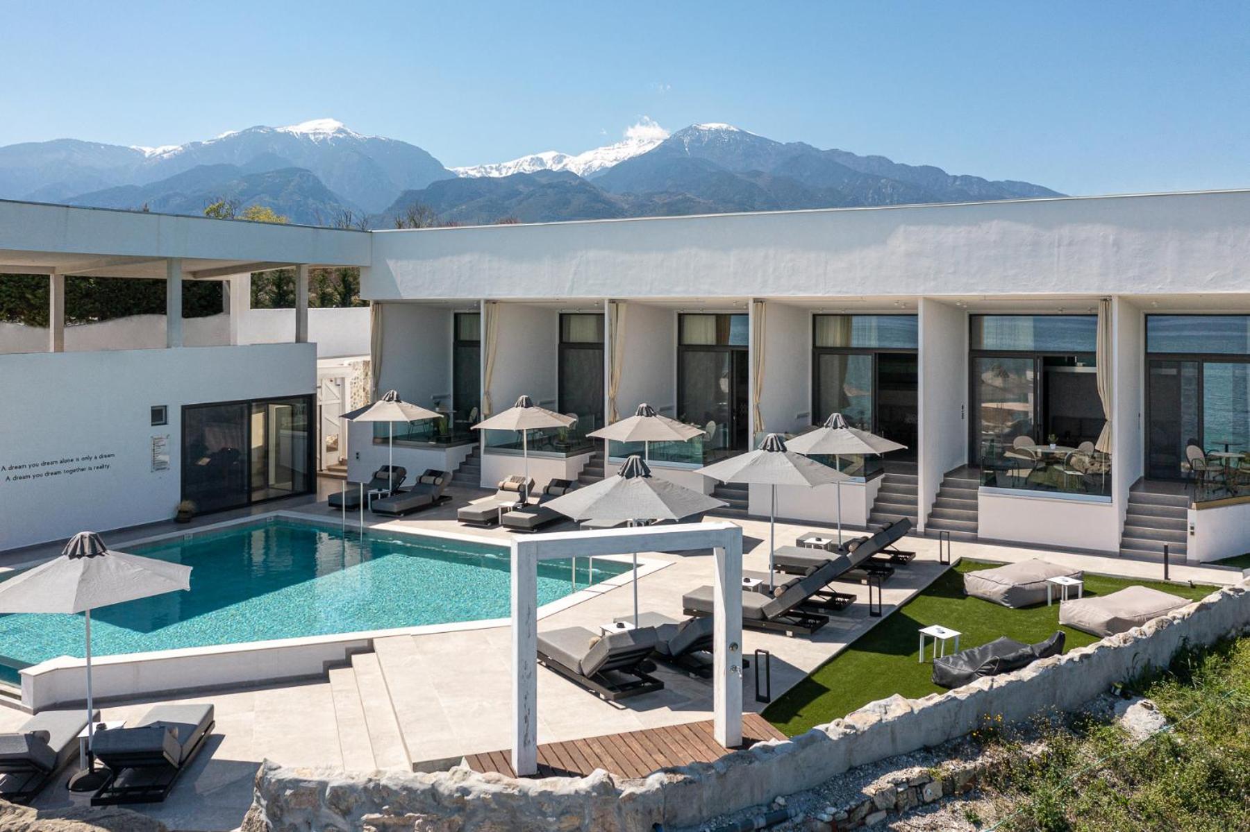 Akrotiri Olympus Luxury Suites - Adults Only Plaka Exterior foto
